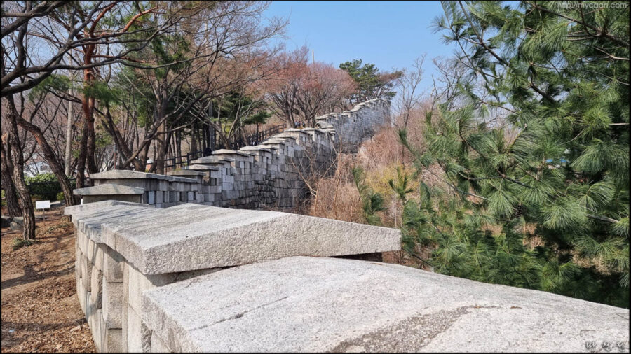 한양의 주산, 백악